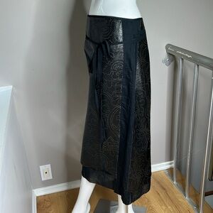 Rozae Nichols Sz M Laser Cut Leather and Cotton Layer Zip Back Skirt